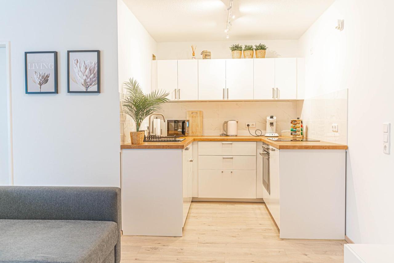 Apartment Leverkusen Exteriör bild